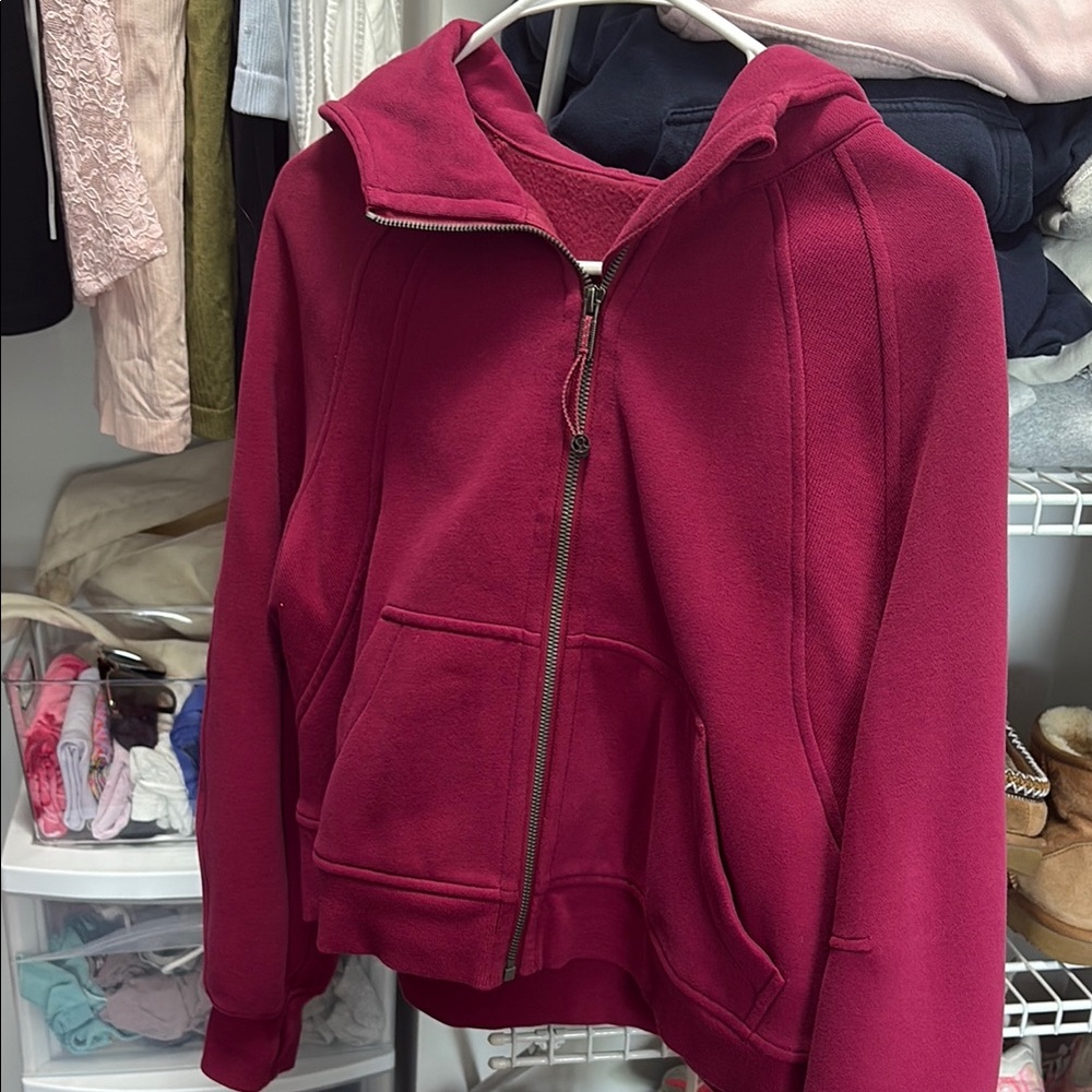 Lululemon full zip scuba